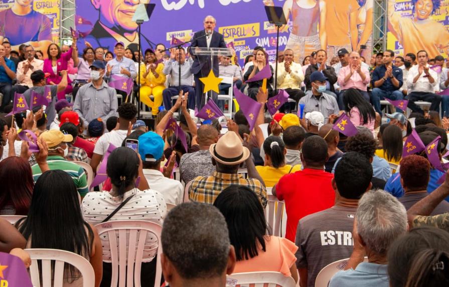 Danilo Medina juramentará nuevos miembros del PLD en la provincia Duarte