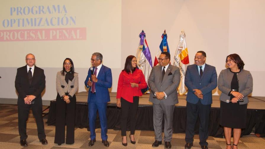 Capacitan a periodistas sobre temas judiciales