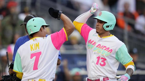 VÍDEO | Machado jonronea, Snell poncha a 11, Padres ganan a Gigantes