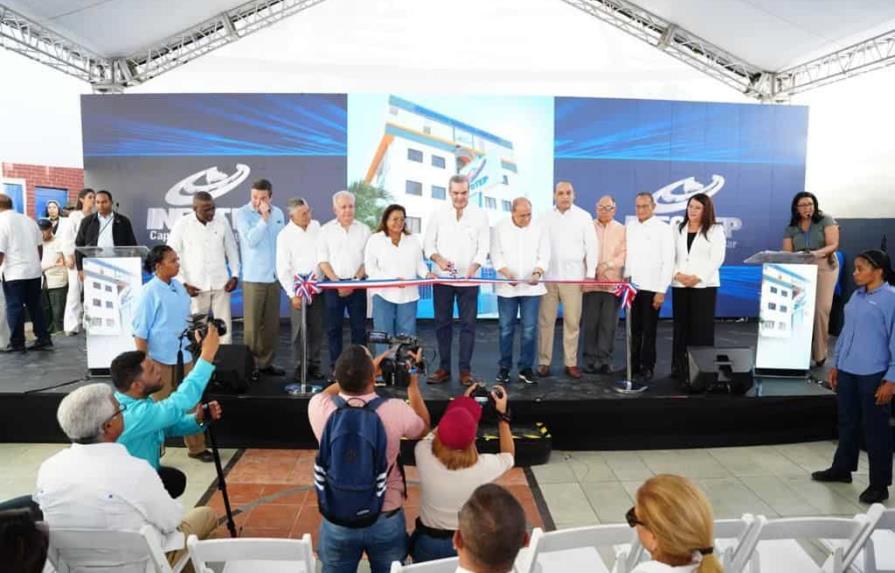 Abinader encabeza inauguración de la Dirección Regional Oriental del Infotep