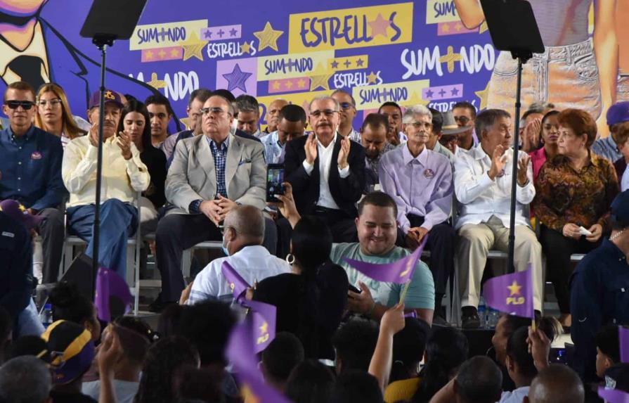 Danilo Medina no quiso referirse sobre el caso Medusa al salir de acto proselitista