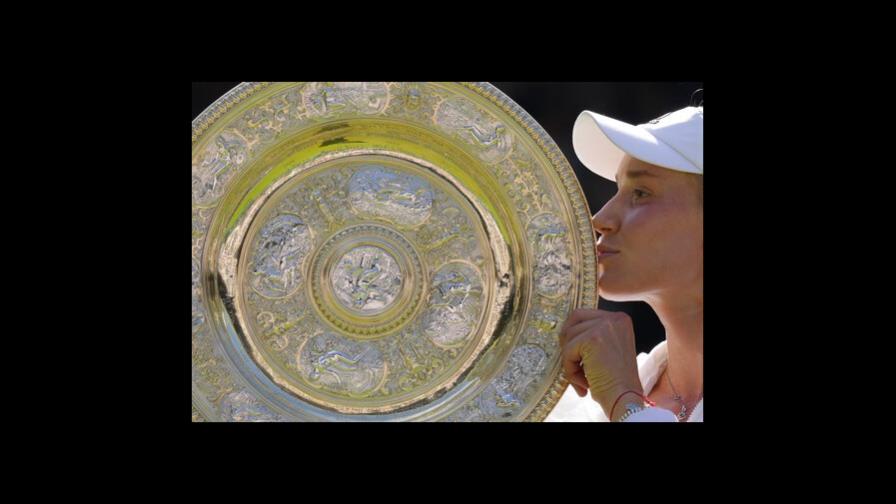 ¿Podrá Rybakina unirse a Swiatek y Osaka en la cima del mundo del tenis femenino?