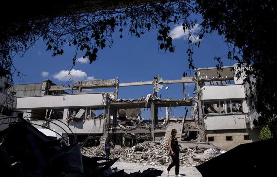 Zelenski: ataque ruso a apartamentos de Chasiv Yar causó más de 15 muertos
