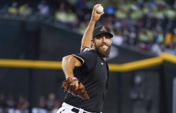 VÍDEO | Bumgarner luce en 6.0 innings; Diamondbacks arrollan