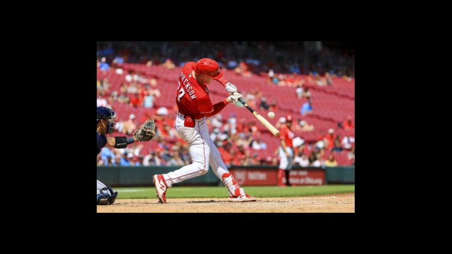 Moustakas llega a 200 jonrones; Rojos barren a Rays