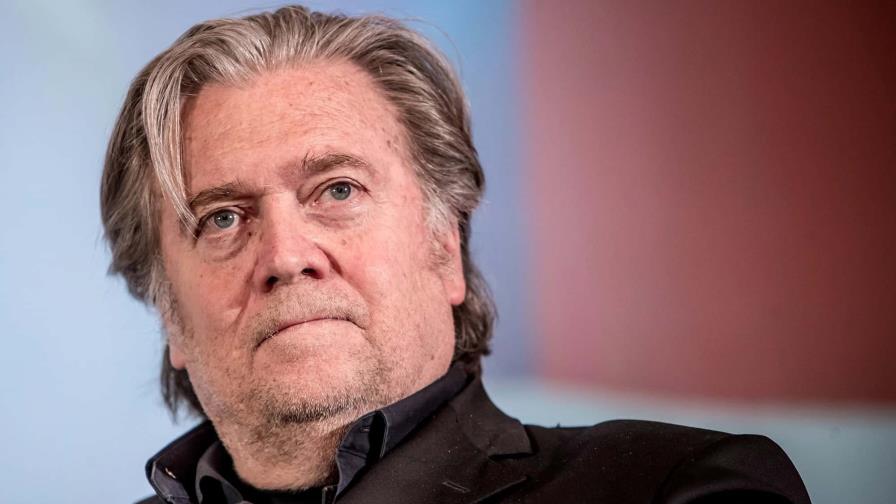 Bannon podría testificar ante el comité del asalto al Capitolio, según medios