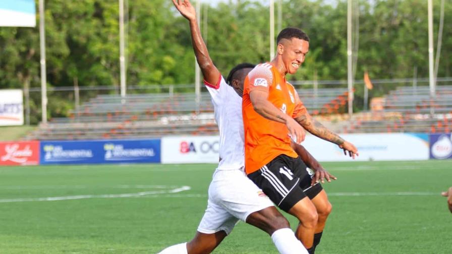 Cibao FC y Vega Real pactaron en un disputado partido en la Liguita