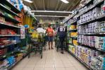 Consumidores dominicanos están más pesimistas; ven mal momento para comprar y ahorrar