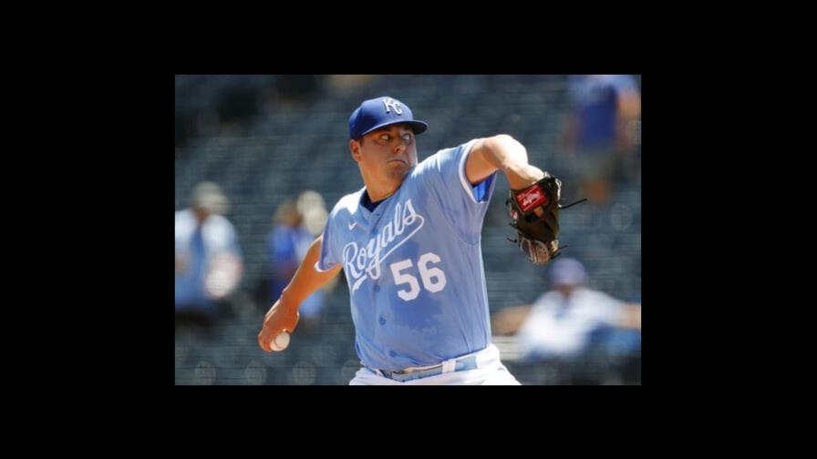 Reales de Kansas ganan 1er juego de doble cartelera ante Tigres