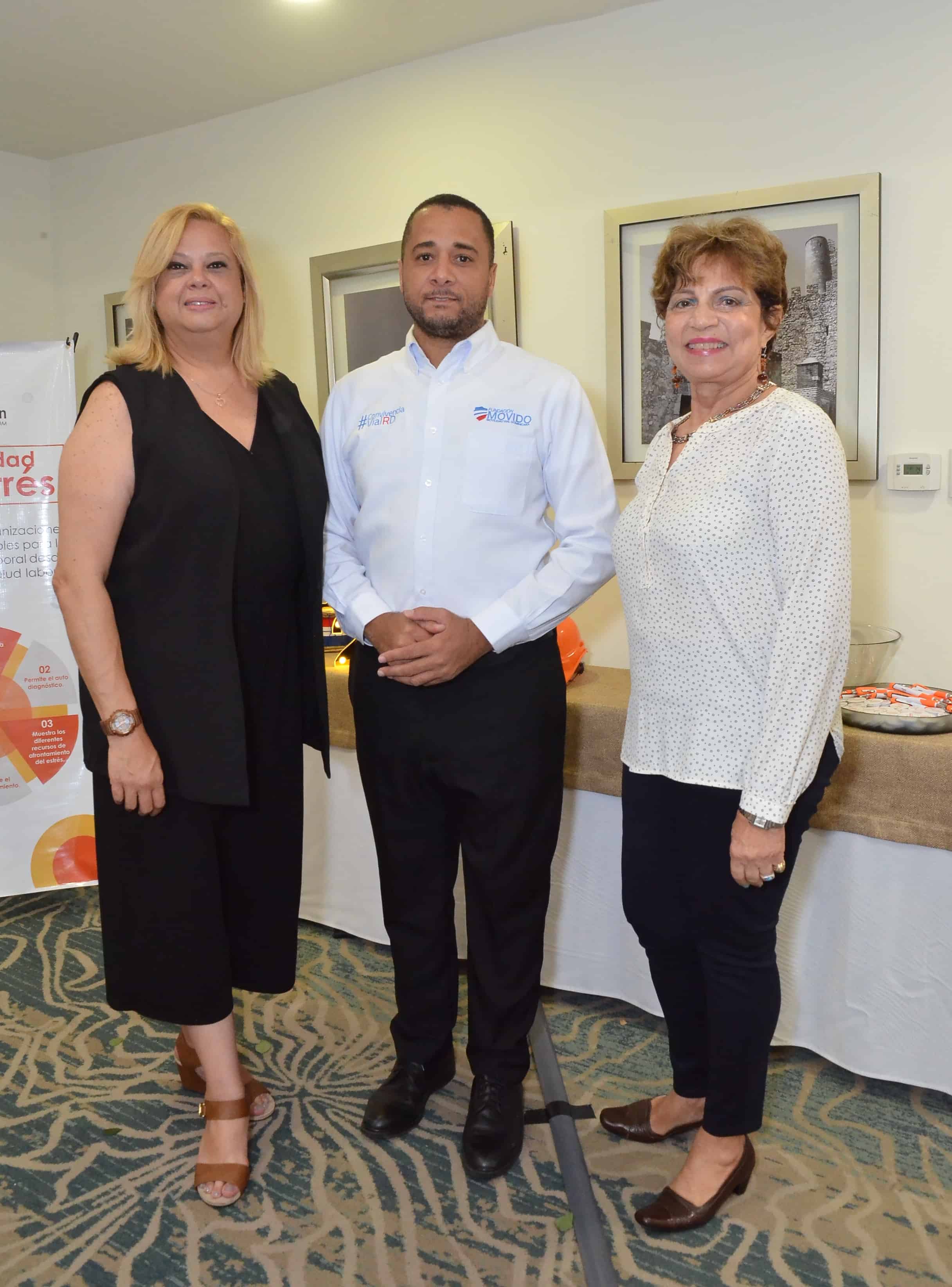 Monserrat Morey, Miguel Jiménez y Aida Troncoso.