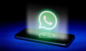 WhatsApp trabaja en un modo que sincroniza las conversaciones en diferentes dispositivos