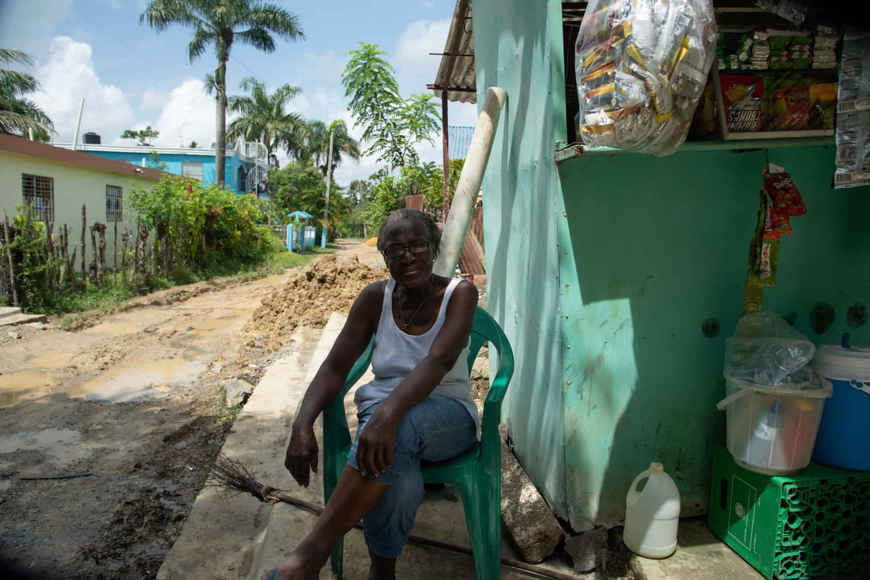 Los moradores se quejan del mal estado de la vía.