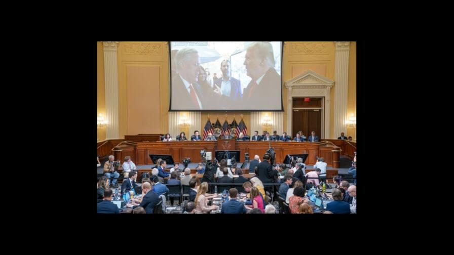 Panel investiga “canto de sirena” de Trump hacia extremistas Panel investiga “canto de sirena” de Trump hacia extremistas