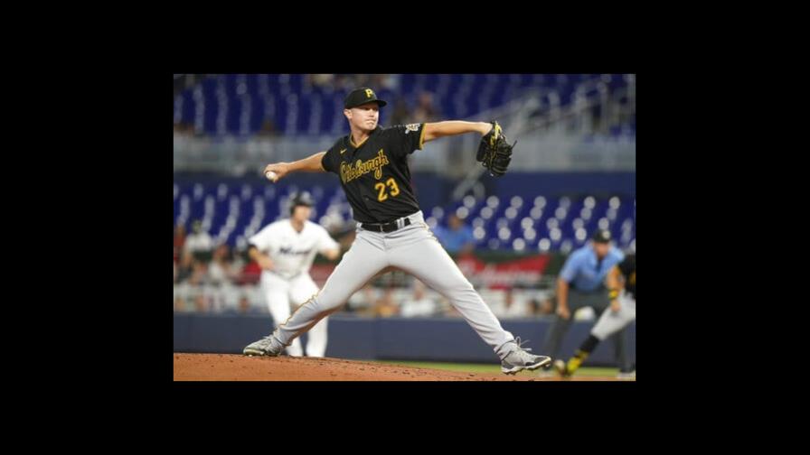 Keller lanza siete entradas y los Piratas vencen 5-1 a Marlins