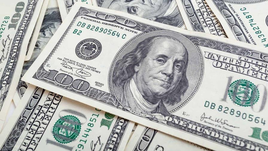 El dólar marca nuevo techo en Colombia y cierra a 4,625 pesos