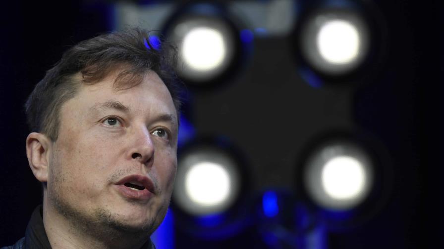 Twitter demanda a Elon Musk para obligarlo a completar compra