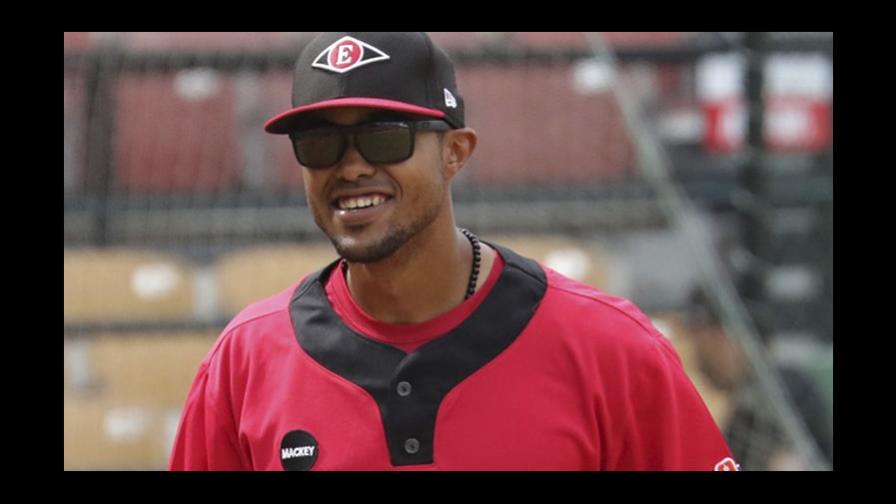 Los Tigres del Licey contratan a Gilbert Gómez como coach de control de calidad