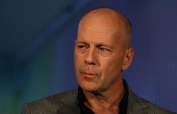 Randall Emmett acusado de obligar a Bruce Willis a actuar pese a su enfermedad