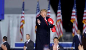 El círculo de Trump se reunió con grupos ultra antes del asalto al Capitolio