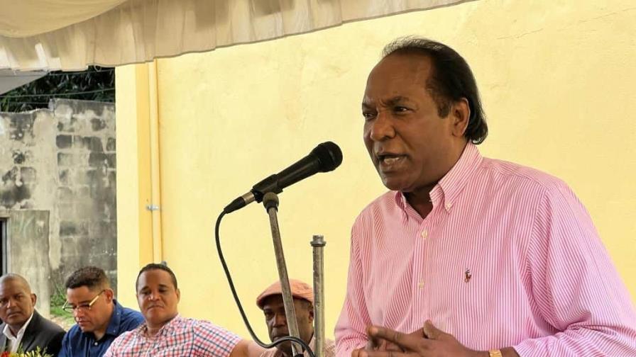 PCR juramenta nuevos militantes y dirigentes en Santo Domingo Oeste