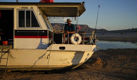 El lago Mead, el embalse m&aacute;s grande de EE. UU., registra su nivel de agua m&aacute;s bajo
