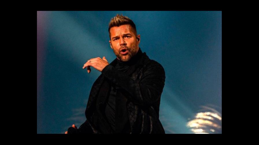 Ricky Martin lanza disco en medio de acusaciones de su sobrino de agresión y acoso sexual