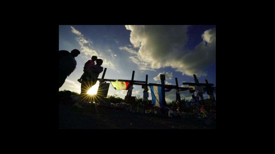 México envía a EEUU avión a buscar a migrantes muertos