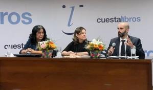 Blanca Jiménez Hernández  pone libro de historia en circulación