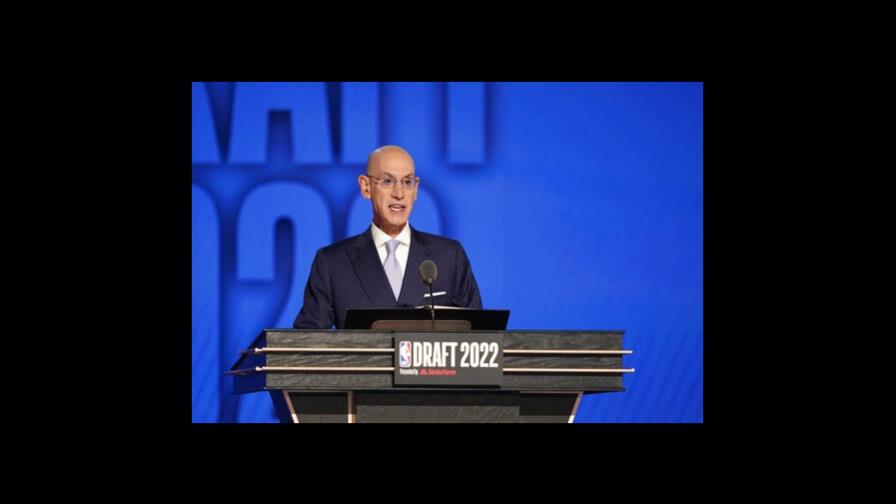 La NBA aprueba cambios a la regla de falta en transición