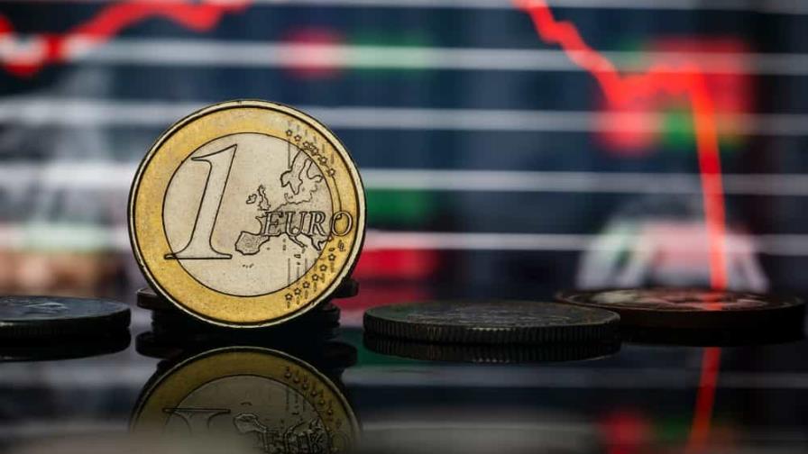 Las grandes fechas del euro, que cayó brevemente por debajo del dólar