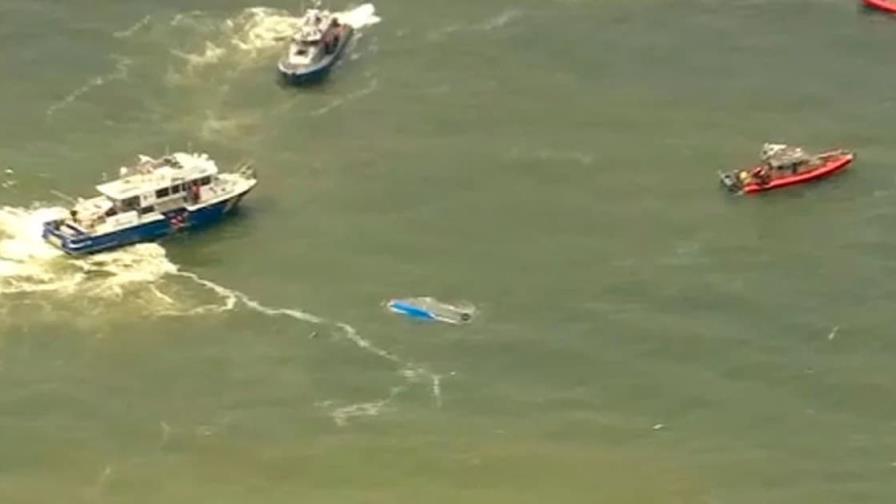 Los fallecidos en barco que volcó en Nueva York eran turistas colombianos Los fallecidos en barco que volcó en Nueva York eran turistas colombianos