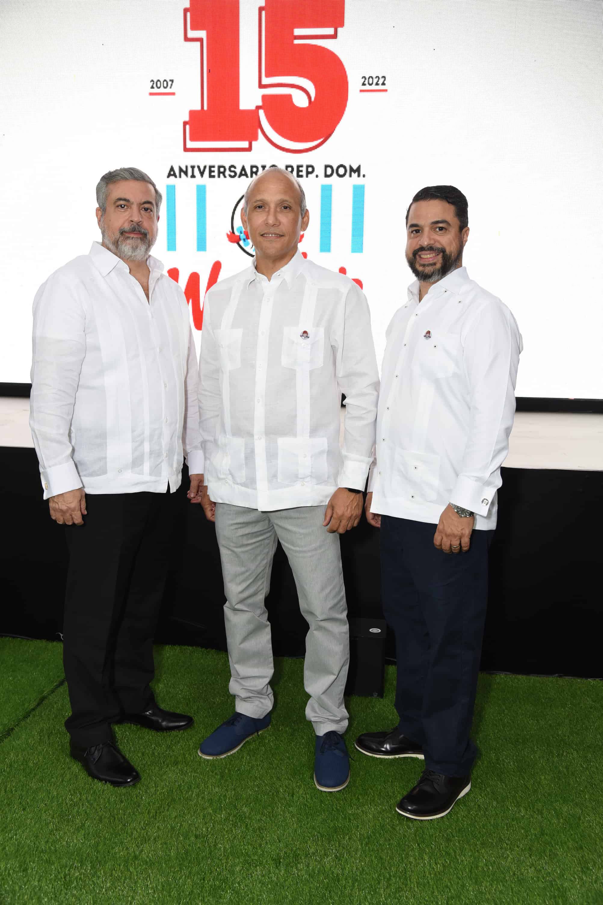 Etienne Sánchez, Francisco Jimnez y Ariel Sánchez.