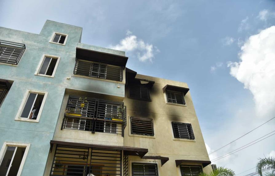 Incendio afecta apartamento; inquilinos habían reportado variación de voltaje a Edeeste