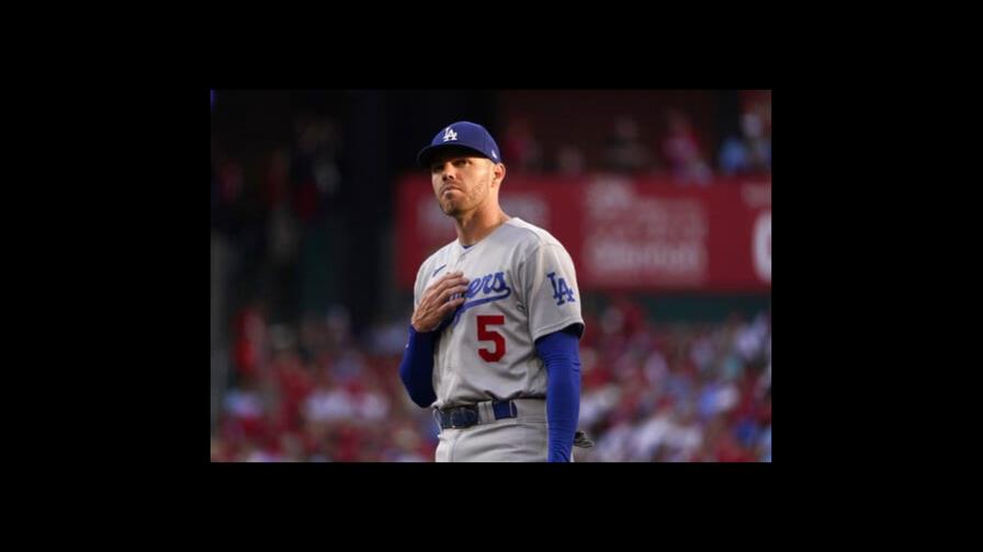 Agente demanda a locutor de radio por tuit sobre Freddie Freeman