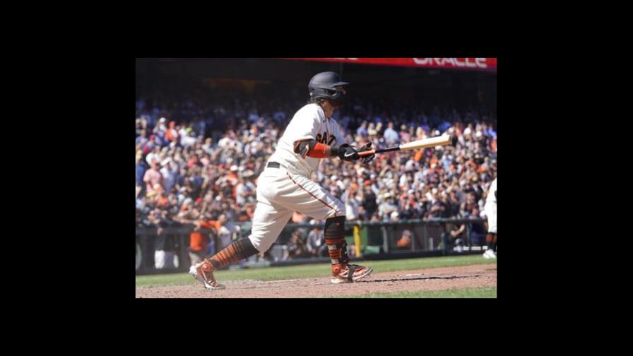 Crawford pega sencillo productor que da victoria a Gigantes