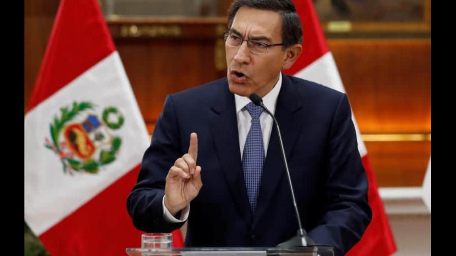 Destituido expresidente de Perú Martín Vizcarra funda su partido político