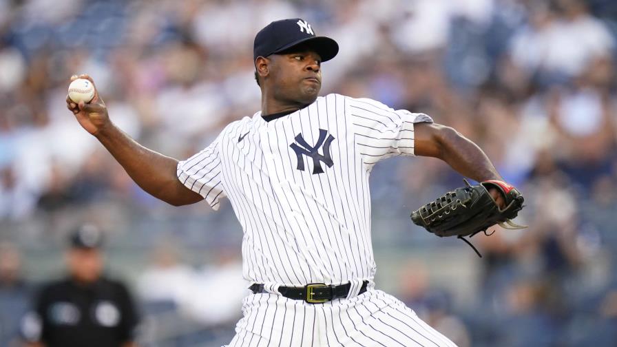 Luis Severino sale de juego por rigidez en el hombro derecho Luis Severino sale de juego por rigidez en el hombro derecho