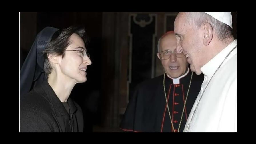 Papa Francisco nombra por primera vez a mujeres en el Dicasterio de los Obispos