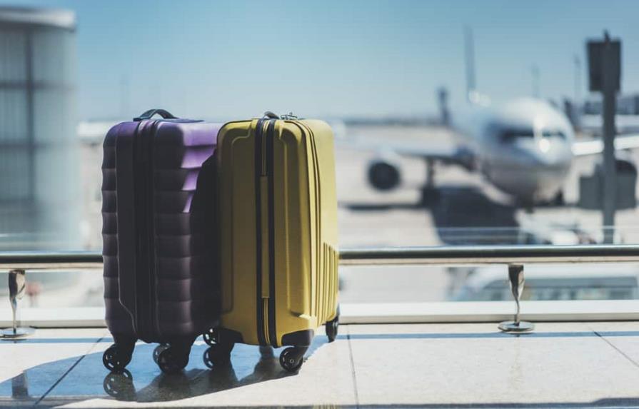 Aerodom dice investiga denuncia sobre mal manejo de equipaje en el AILA