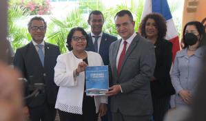 La JCE inaugura un centro de expedición de cédulas y actas en la UASD 