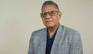 Gustavo Olivo: "Hay que leer autores clásicos y también hay que leer a los de tu país"