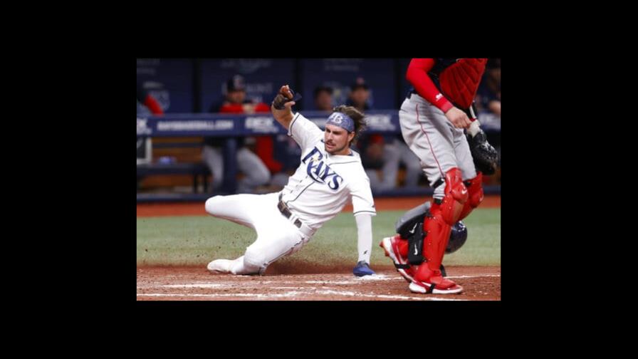 Rays se imopnen 5-4 a Medias Rojas; Walls y Díaz remolcan