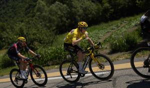 Doblete danés en el Tour; Pedersen gana la etapa y Vingegaard sigue de amarillo