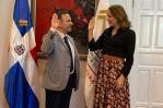 Carlos Veitía fue juramentado hoy como nuevo director del Teatro Nacional Eduardo Brito Carlos Veitía fue juramentado hoy como nuevo director del Teatro Nacional Eduardo Brito