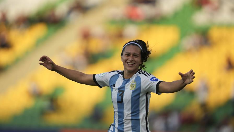 Argentina golea a Uruguay en Copa América Femenina