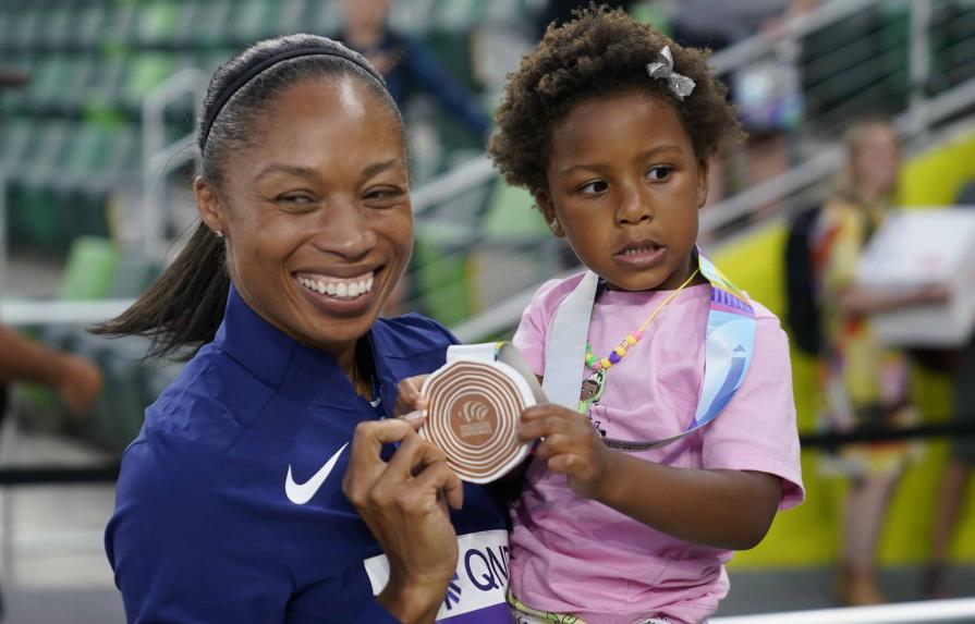 Allyson Felix, un bronce como regalo de despedida en Mundial