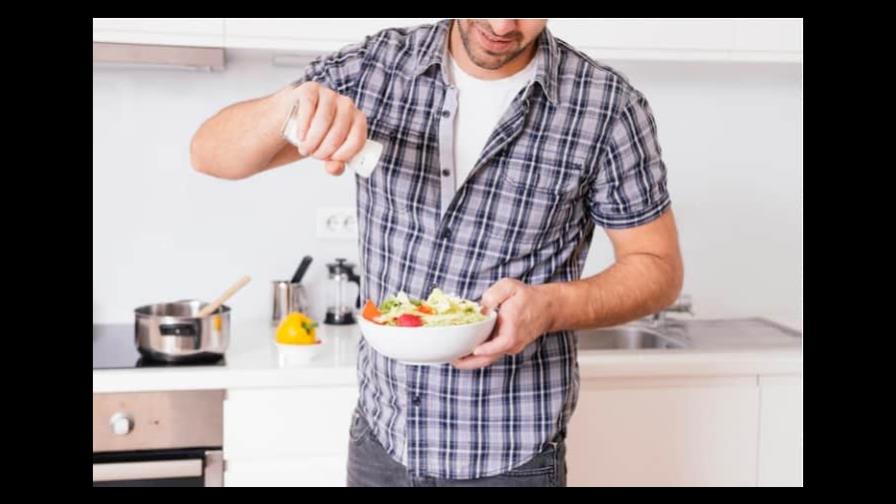 Consumes sal en exceso: esto te dice tu cuerpo