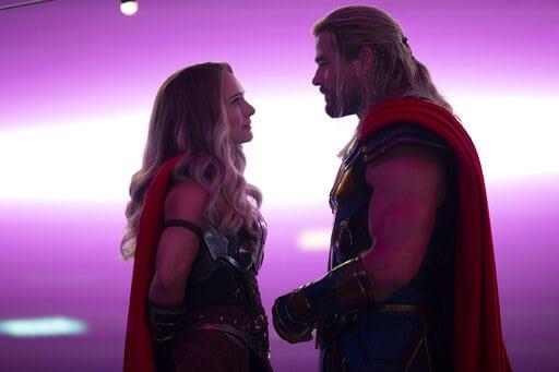 “Thor: Love & Thunder” sigue al tope de la taquilla en EEUU
