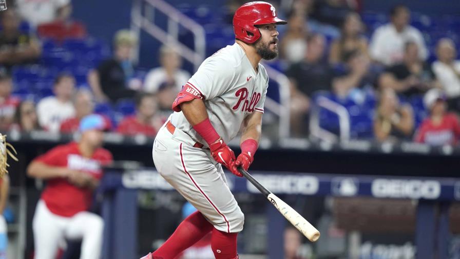 Schwarber completó 29 jonrones en la victoria por paliza de los Filis sobre los Marlins