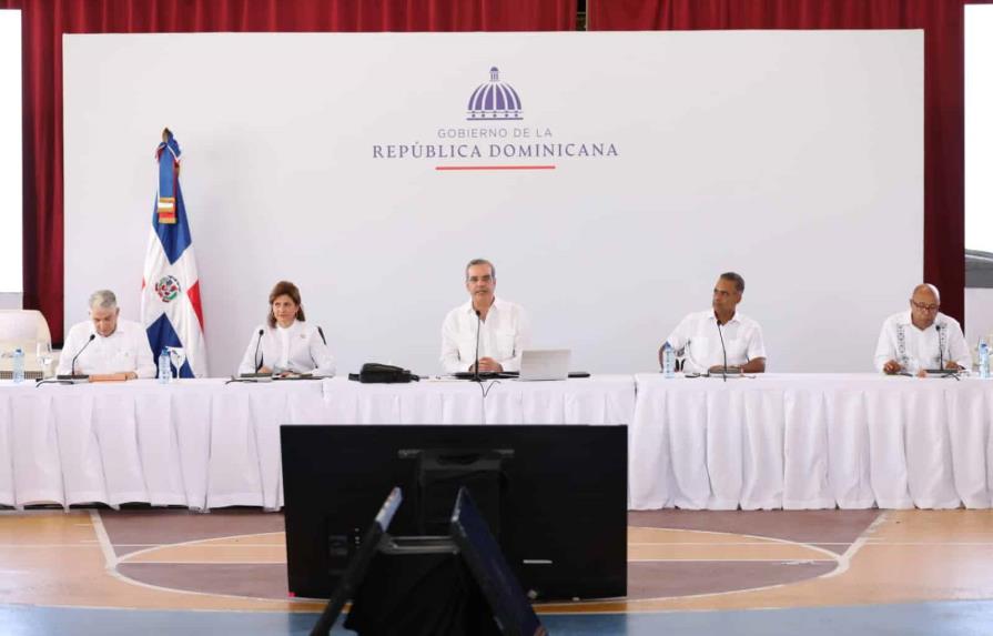 Presidentes del Senado y de la Cámara de Diputados en reunión de Abinader con Consejo de Ministros